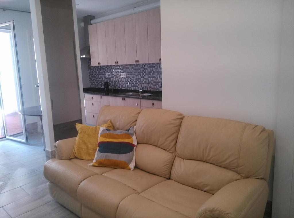 Apartamentos Bcntourism 皮内达德马尔 外观 照片