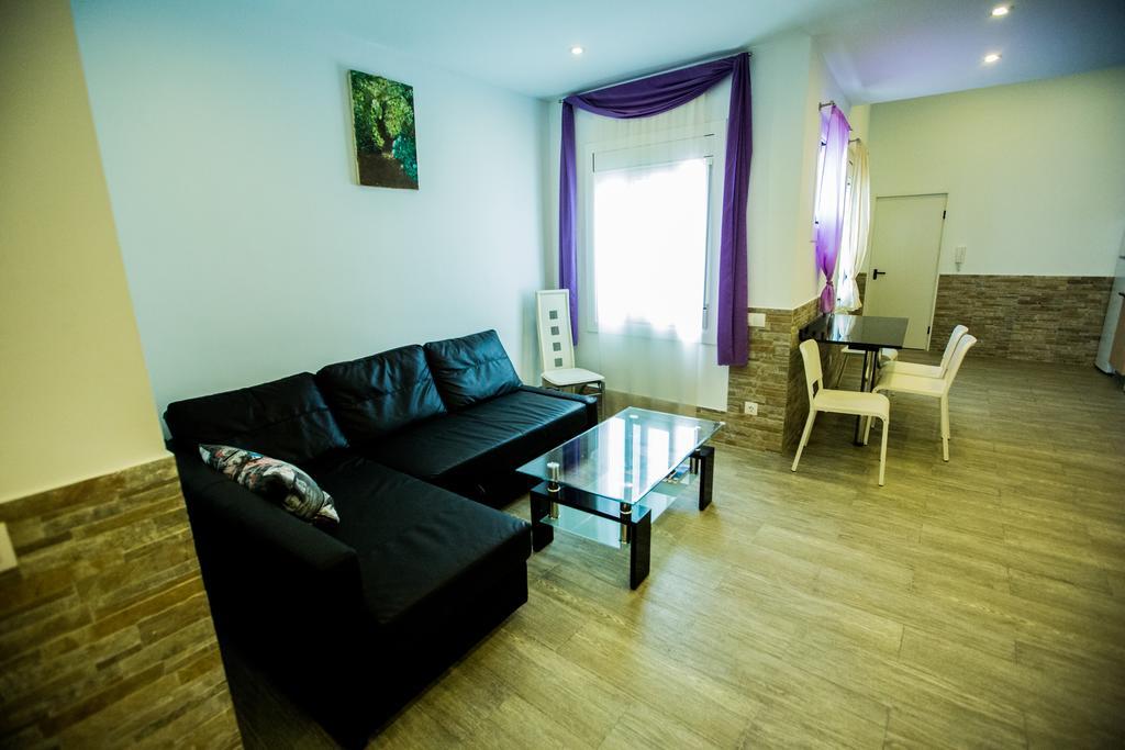 Apartamentos Bcntourism 皮内达德马尔 外观 照片